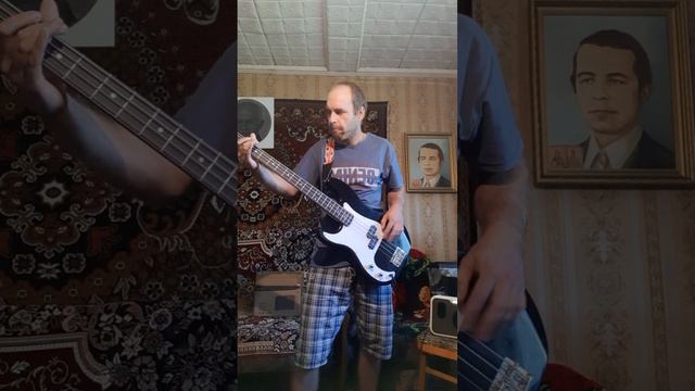 Rammstein - Rammstein (Bass Cover) 2023 смотреть онлайн