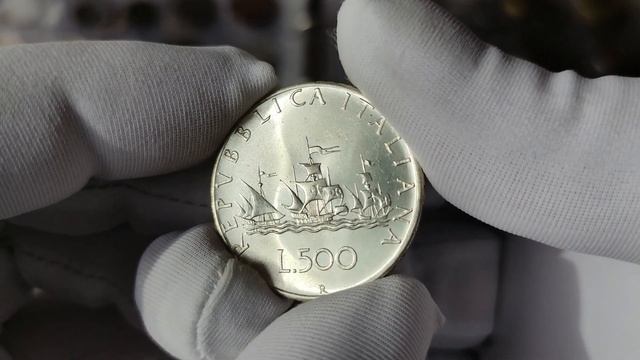 ?? Серебряная монета Итальянской Республики – 500 лир 1967 года с кораблями Колумба смотреть онлайн