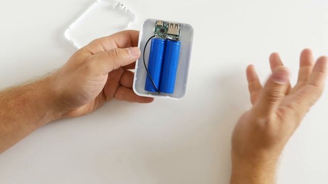 Powerbank из FixPrice ЗА 200 РУБЛЕЙ - стоит ли?