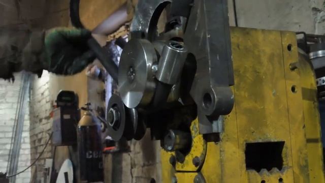 Изготовление ножек для стола. СТОЛ ДЛЯ ГРУМИНГА. Рабочий процесс по изготовлению ночек. смотреть онлайн