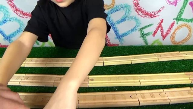 ТОМАС И ЕГО ДРУЗЬЯ - Самая Большая КОЛЛЕКЦИЯ Паровозиков /Все паровозики деревянной дороги смотреть онлайн