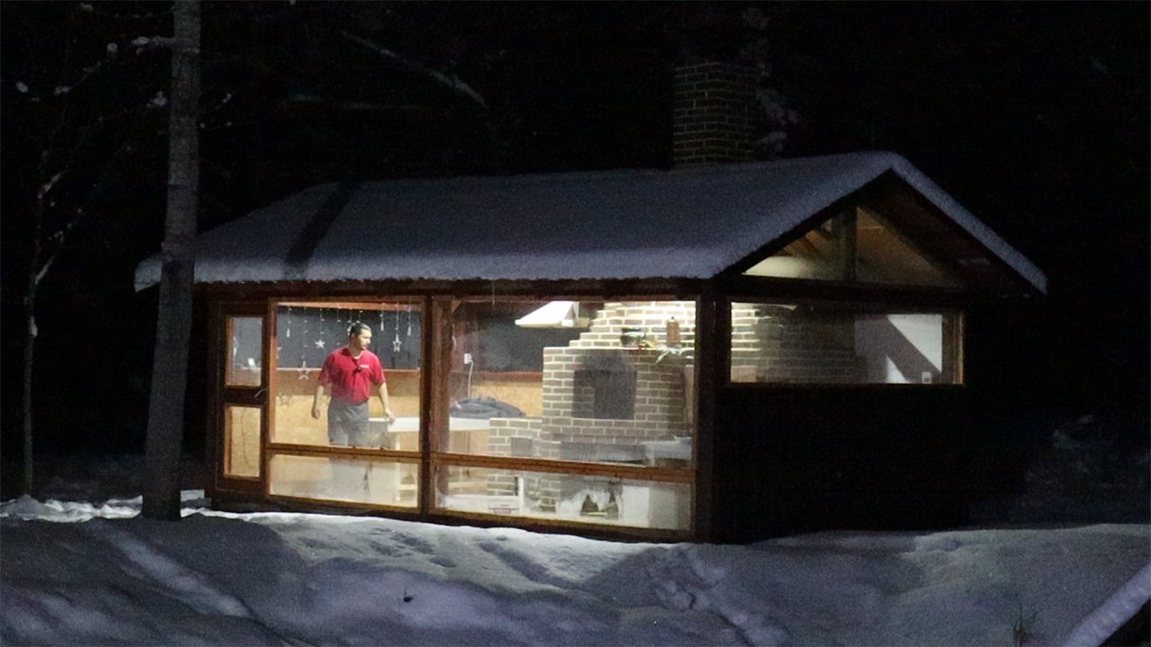 Зима! Ночь! Сидим в домике! смотреть онлайн