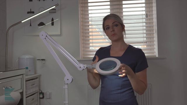 Why the omega 5 Daylight lamp is the best for Electrologists Beauty Therapists and Makeup artists смотреть онлайн