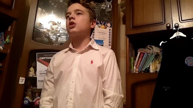 Стихотворение Сергея Орлова «Положен парень в шар земной...» смотреть онлайн