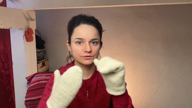 шью платье ? | вяжу варежки на варежковых спицах | вышиваю | дневник рукоделия №20 смотреть онлайн