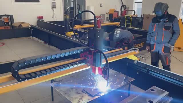 Навесная система подачи проволоки для сварочного робота Galich WWF на станок Galich Weld Master