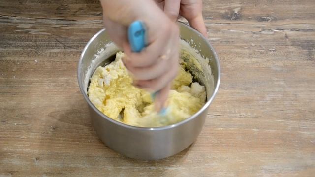 Творожные КЕКСЫ / Нежные, вкусные кексики с начинкой смотреть онлайн