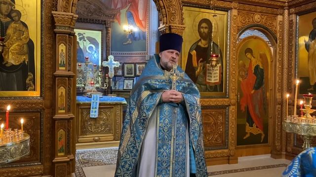 Сегодня Церковь вспоминает принесение в Москву Иверской иконы Божией Матери