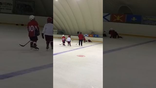 Я катаюсь с другом смотреть онлайн