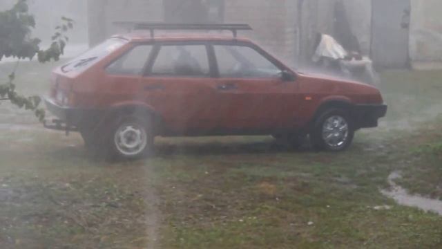 ливень за окном смотреть онлайн