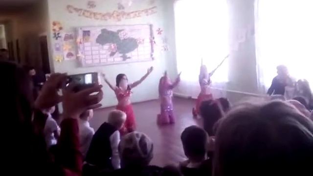 Восточный танец восточных красавиц смотреть онлайн