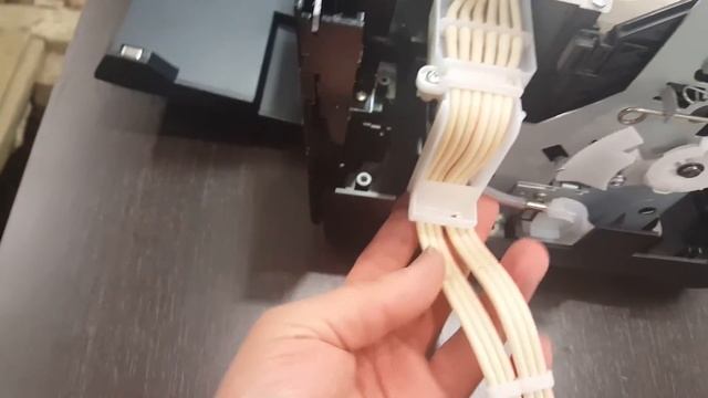 Постройка УФ-принтера (А3+) из EPSON L1800.(Часть 1) Разборка и изучение узлов и механизмов.. смотреть онлайн