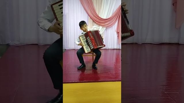 А. Дюбюк "Романс"; "Тирольский народный танец" смотреть онлайн