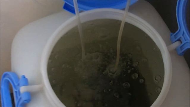 Как хранить живца для рыбалки в квартире How to store live bait for fishing in an apartment смотреть онлайн