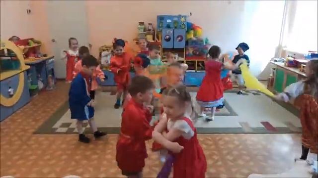 На ярмарке народных промыслов смотреть онлайн