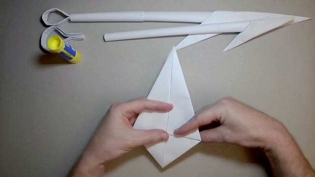 DIY - How to make a HARPOON out of a4 paper смотреть онлайн