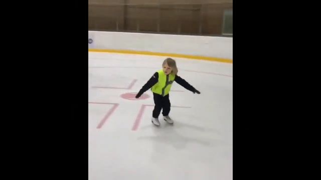 САША ПЛЮЩЕНКО! ГНОМ ГНОМЫЧ ТРЕНИРУЕТСЯ! смотреть онлайн