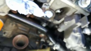 Renault Logan сломана шпилька выпускного коллектора в головке со сверлом удаление