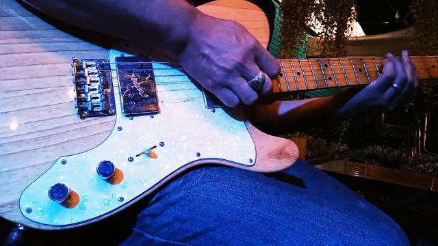 Looper Electric Guitar Night / Squier Classic Vibe 70s Telecaster Thinline / Ammoon Looper ap‑0 смотреть онлайн