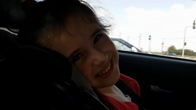 Диана Девочка - Инопланетяне :-))) смотреть онлайн