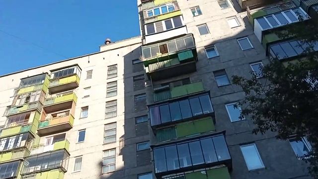 как отличить малосемейку от обычной многоэтажки short. смотреть онлайн