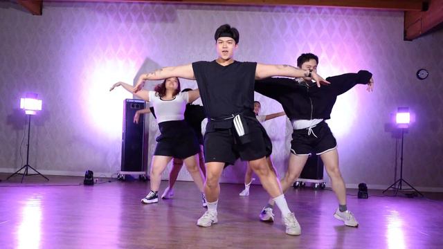 LE SSERAFIM - PERFECT NIGHT Dance Cover by Apricity | CANADA смотреть онлайн