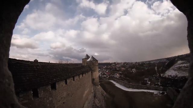 Кам'янець Подільський з висоти пташиного польоту. Зйомка з дрону. DJI Mavic Mini. Визначні пам'ятки смотреть онлайн