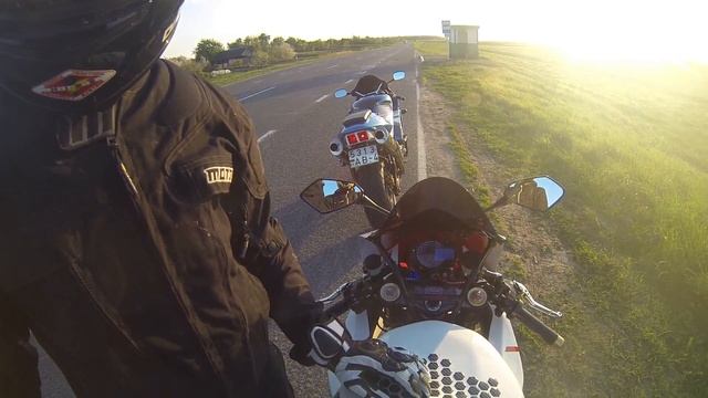 Honda RVT1000 SP-2 / Honda VTR1000F смотреть онлайн