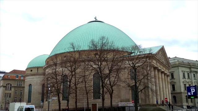 Берлин за один день: Александрплац, стена и другие достопримечательности смотреть онлайн