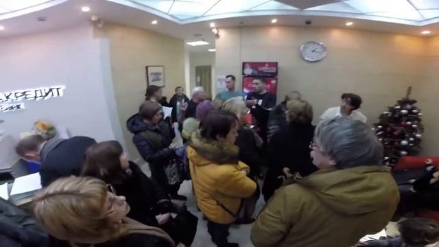 Атака валютных ипотечников офиса Дельтакредит в Москве смотреть онлайн