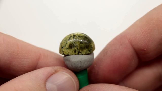 Змеевик "Полоз", кабошон кушон высокий (Natural serpentine) смотреть онлайн