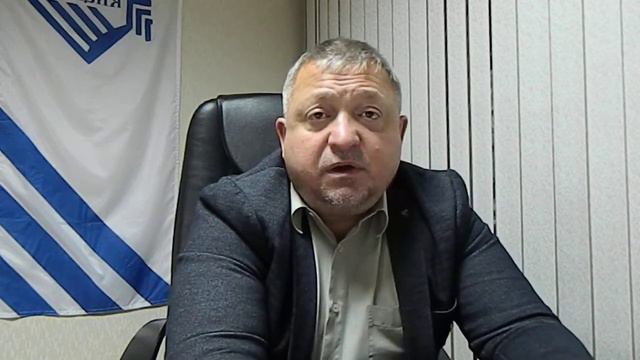 Один из способов зарегистрировать юридическое лицо - воспользоваться услугами нотариуса. смотреть онлайн