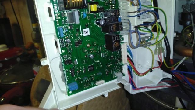 BAXI Mainfour 240f ремонт платы ошибка Е04, Е01 смотреть онлайн