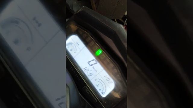 разница показателей зарядки cf moto x8 смотреть онлайн