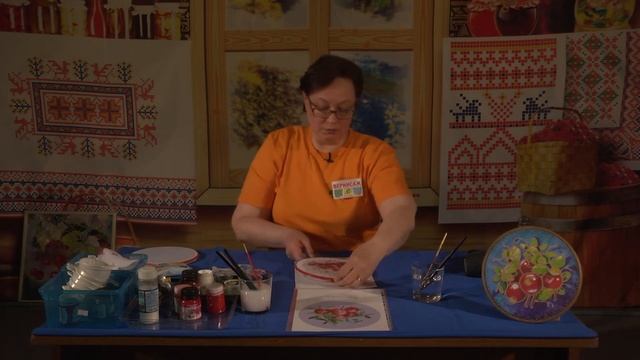 Мастер-класс по декоративному панно на пяльцах в технике холодного батика «Северная ягода» смотреть онлайн