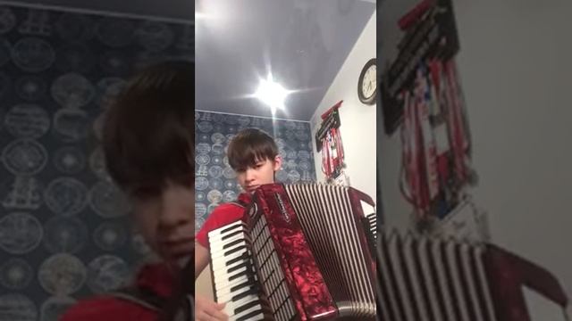 Бетховен,Немецкий танец на аккордеоне смотреть онлайн