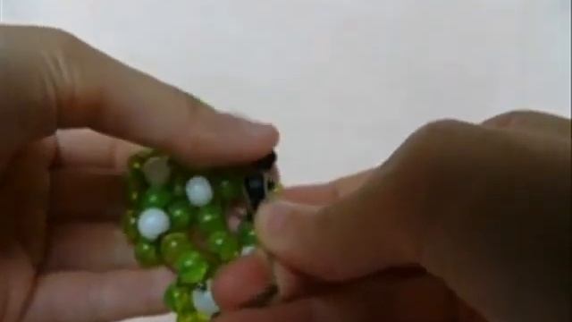 Бисероплетение. Сложный цветок. Часть 2 - серединка. смотреть онлайн