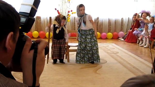 С 8 МАРТА ДЕВЧЕНКИ!!!! смотреть онлайн