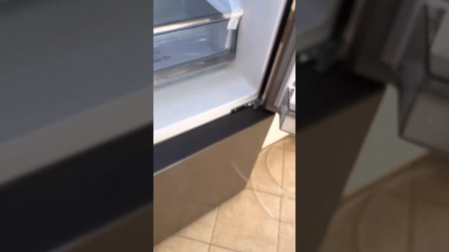 Unboxing Geladeira Hisense 397 Litros Botton Freezer Inverter Inox смотреть онлайн