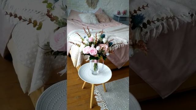 Букет на обеденный стол | РОЗЫ, ГОРТЕНЗИЯ, ЭВКАЛИПТ, ЭРИНГИУМ смотреть онлайн