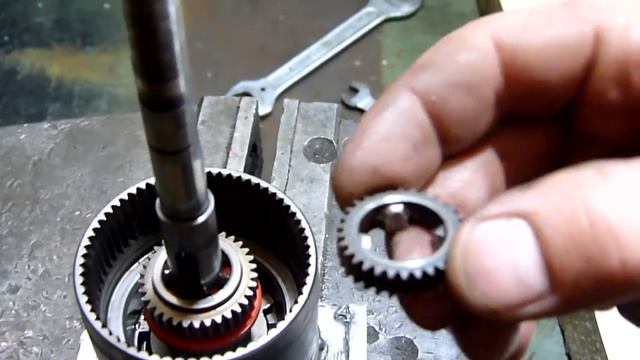 Sram S7. Разборка и сборка. Ставлю тросик. смотреть онлайн