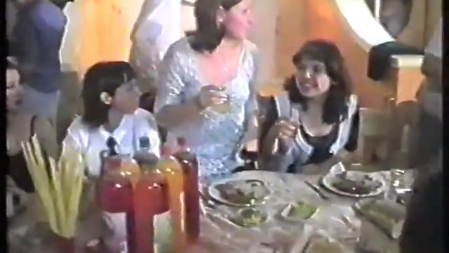 г. Крымск, СШ №24, Выпускной 11 класса 2000 год. смотреть онлайн