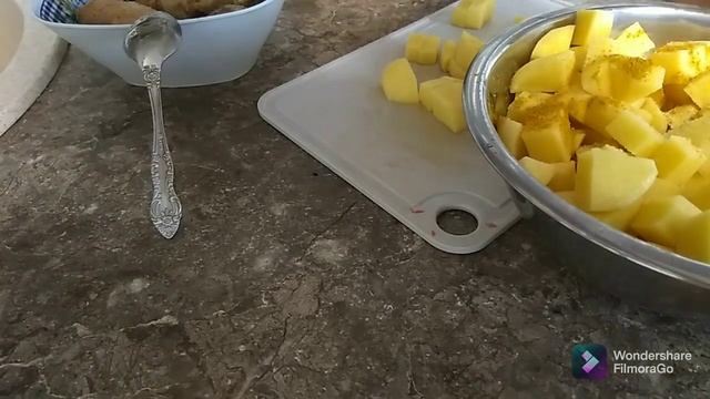 Пришло время обеда- идём готовить... смотреть онлайн