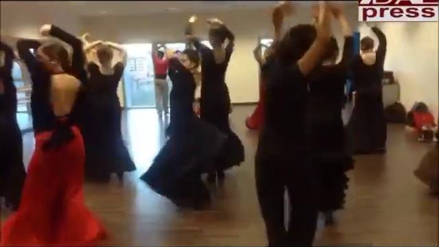 "LA FARRUCA" DE JAVIER LATORRE. I JORNADAS ADAEDANZA смотреть онлайн