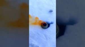 Концентрированная азотная кислота быстро растворяет металлы.