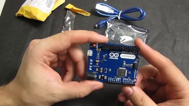 Анбоксинг, клон Arduino Leonardo за 5$ смотреть онлайн