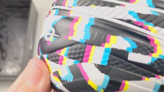 New Nike Tiempo Legend Dazzle Camo Glitch Boots Unboxing смотреть онлайн