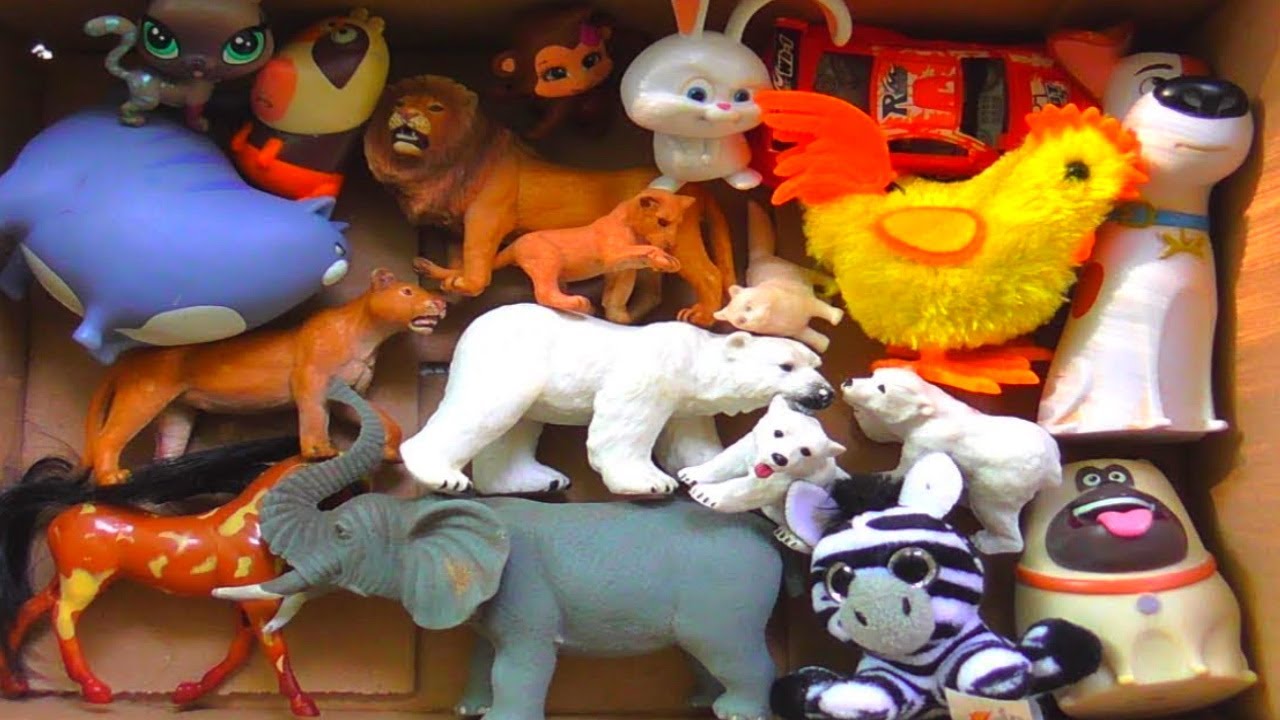 Learn the English names of animals using wild toys sharks, elephants, lobsters, dinosaurs, giraffes смотреть онлайн