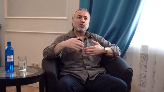 Если ребенок часто уединяется смотреть онлайн