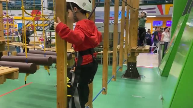 МУХАММАД+ЮСУФ 2023 ТЮМЕНЬ!!!!АТМОСФЕРА ТЦ СИТИ МОЛЛ😍😍 смотреть онлайн